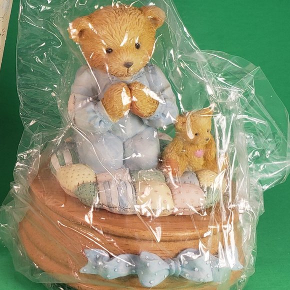 Cherished Teddies 914304 MUSIC BOX Boy Praying - Picture 1 of 8